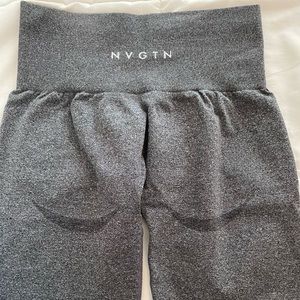 Black speckled NVGTN contour shorts